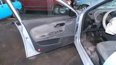 Veículo de Sucata seat cordoba berlina (6l2) fresh do ano 2003 alimentado atd