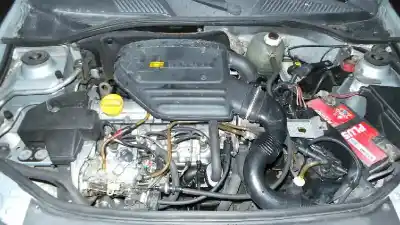 Vehicul casat renault clio ii fase i (b/cbo) 1.9 d alize al anului 2000 alimentat f8q662