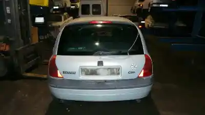 Vehicul casat renault clio ii fase i (b/cbo) 1.9 d alize al anului 2000 alimentat f8q662