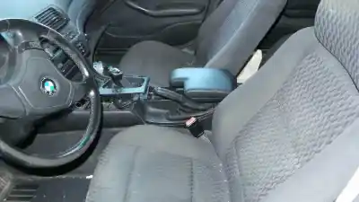 Veículo de Sucata bmw serie 3 berlina (e46) 320d do ano 2003 alimentado 204d1