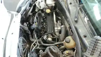 Veículo de Sucata nissan kubistar (x76) premium (l1) do ano 2004 alimentado k9k710