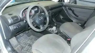 Veículo de Sucata seat leon (1m1) signo do ano 2004 alimentado asv