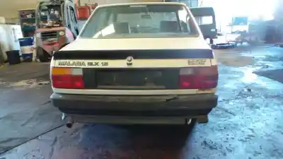 Veículo de Sucata seat malaga glx do ano 1991 alimentado 021b2000