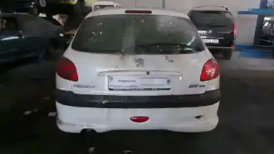 Hurda Aracı peugeot                                            206 berlina                                                                                                                                                                                                                                                e-music                                                                                                                                                                                                                                                    yılın 2004 güçlü 8hx