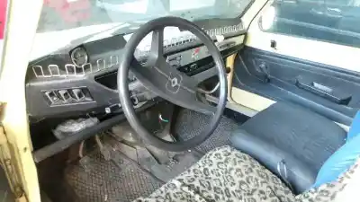 Здавання транспортного засобу renault                                            6                                                                                                                                                                                                                                                          gtl року 1984 потужний 