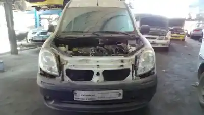 Veículo de Sucata NISSAN KUBISTAR (X76) Premium (L1) do ano 2003 alimentado K9K704