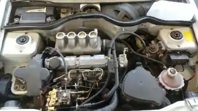 Véhicule à la ferraille renault express express de l'année 1995 alimenté 