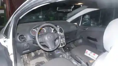 Veicolo di demolizione opel corsa d z12xep dell'anno 2007 alimentato 