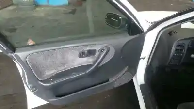 Здавання транспортного засобу nissan primera berl./familiar (p10/w10) gx berlina (a.e) року 1990 потужний ga16de