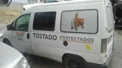 Veículo de Sucata citroen jumpy 2.0 hdi furg. (774kg) do ano 2003 alimentado rhx