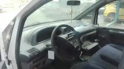 Veículo de Sucata citroen jumpy 2.0 hdi furg. (774kg) do ano 2003 alimentado rhx