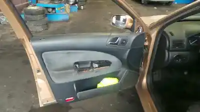 Veículo de Sucata skoda octavia berlina (1u2) ambiente do ano 2001 alimentado alh