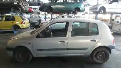 Здавання транспортного засобу renault clio ii fase i (b/cbo) 1.9 d alize року 2001 потужний f8q662