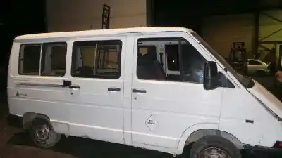 Veicolo di demolizione renault trafic (desde 5.89) p 1400 dell'anno 1996 alimentato 