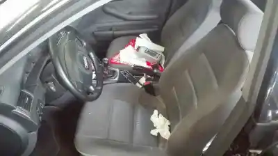 Veículo de Sucata audi a6 berlina (4b2) 2.4 (100kw) do ano 2001 alimentado 