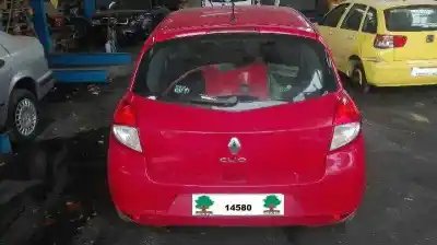 Veículo de Sucata renault clio iii confort dynamique do ano 2009 alimentado k9k768