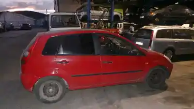 Veículo de Sucata ford fiesta (cbk) ambiente do ano 2002 alimentado f6ja