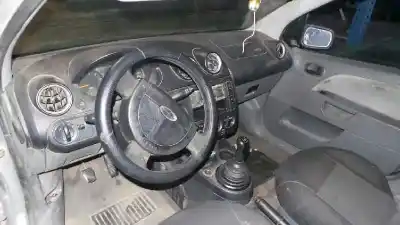 Veículo de Sucata ford fiesta (cbk) ambiente do ano 2002 alimentado f6ja