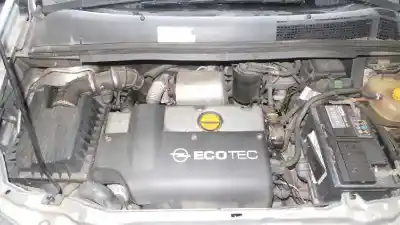 Veículo de Sucata opel zafira a 2.0 comfort do ano 2000 alimentado x20dtl