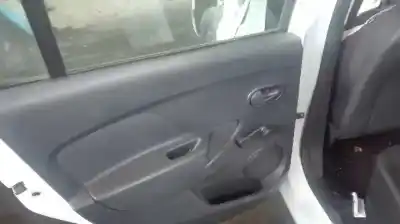 Veículo de Sucata dacia sandero ambiance do ano 2015 alimentado d4ff7