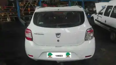 Veículo de Sucata dacia sandero ambiance do ano 2015 alimentado d4ff7