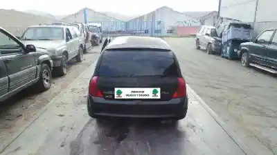 Sloopvoertuig renault clio ii fase i (b/cbo) 1.6 16 v initiale (b/cbot) van het jaar 1999 aangedreven k4m748