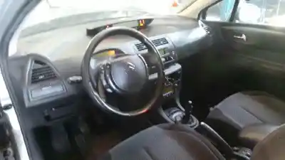 Veículo de Sucata citroen c4 berlina exclusive do ano 2005 alimentado 9hy