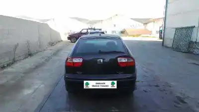 Sloopvoertuig seat leon (1m1) signo van het jaar 2002 aangedreven bcb