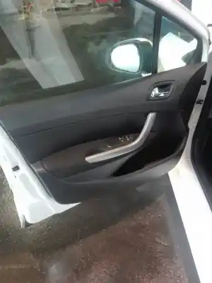 Veículo de Sucata peugeot 308 confort do ano 2010 alimentado 9hz