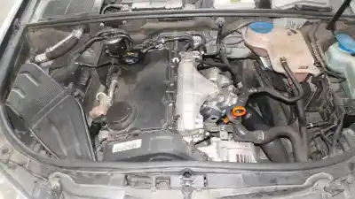 Veicolo di demolizione audi a4 berlina (8e) 2.0 tdi dell'anno 2006 alimentato blb