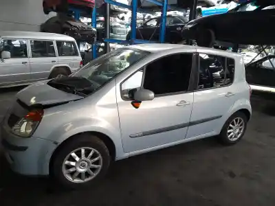 Veículo de Sucata renault modus confort dynamique do ano 2005 alimentado k9k750