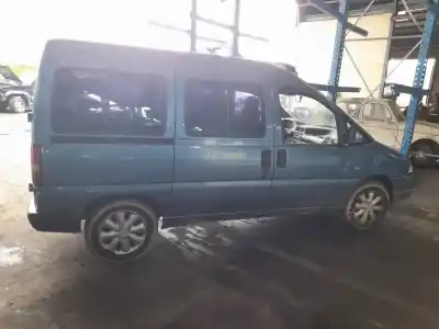 Veículo de Sucata citroen jumpy 2.0 hdi sx familiar (5/6 asientos) do ano 2004 alimentado 