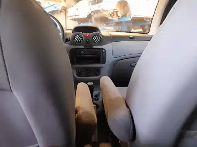 Veículo de Sucata citroen c3 1.4 hdi 16v sx do ano 2002 alimentado 8hydv4ted4