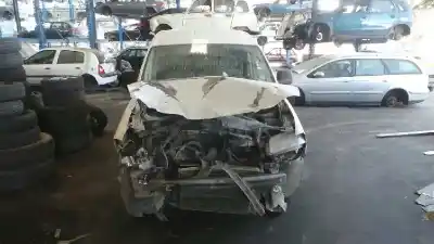 Scrapping Vehicle volkswagen caddy ka/kb (2k) kombi of the year 2004 powered bls