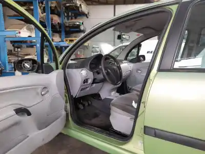 Veículo de Sucata citroen c3 1.4 hdi satisfaction do ano 2002 alimentado 8hx