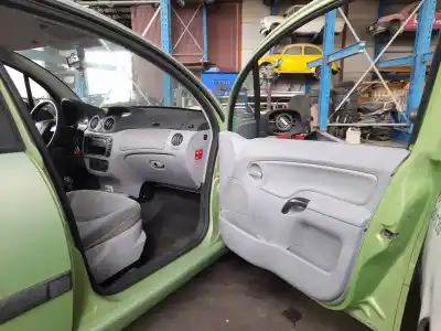 Veículo de Sucata citroen c3 1.4 hdi satisfaction do ano 2002 alimentado 8hx