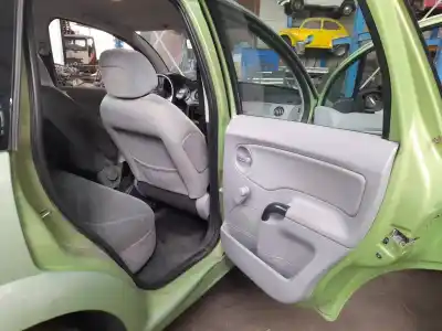 Veículo de Sucata citroen c3 1.4 hdi satisfaction do ano 2002 alimentado 8hx