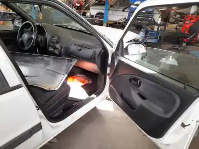 Veicolo di demolizione citroen saxo 1.4 monaco dell'anno 1999 alimentato kfx