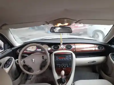 Veículo de Sucata mg rover serie 75 (rj) 2.0 cdti classic do ano 2001 alimentado 204d2