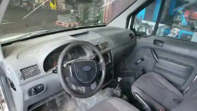 Здавання транспортного засобу ford tourneo connect (tc7) lx familiar року 2003 потужний hcpa