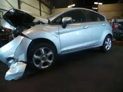 Veículo de Sucata ford fiesta (cb1) econetic do ano 2010 alimentado hhjc