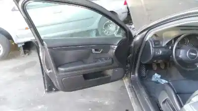 Veículo de Sucata audi a4 berlina (8e) 1.9 tdi do ano 2005 alimentado awx