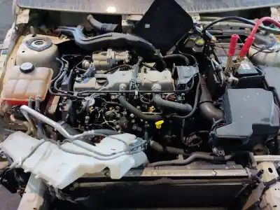 Vehicul casat ford focus lim. (cb4) trend al anului 0 alimentat kkda