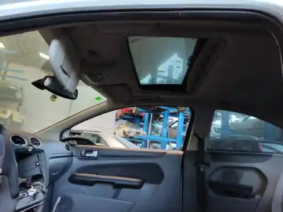 Vehicul casat ford focus lim. (cb4) trend al anului 0 alimentat kkda