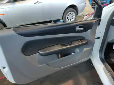 Vehicul casat ford focus lim. (cb4) trend al anului 0 alimentat kkda