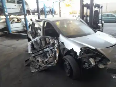 Veículo de Sucata renault clio iii confort dynamique do ano 2010 alimentado d4f740
