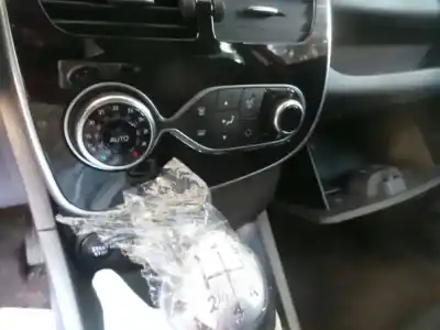 Sloopvoertuig renault clio iv business van het jaar 2016 aangedreven k9k e6