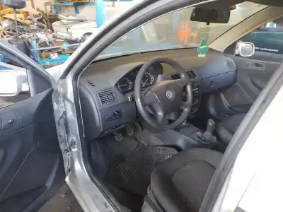 Veículo de Sucata skoda fabia (6y2/6y3) comfort do ano 2007 alimentado bnm