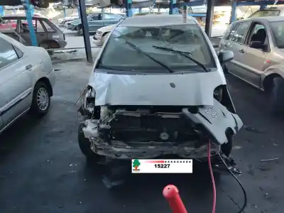Veículo de Sucata TOYOTA YARIS (KSP9/SCP9/NLP9) Básico do ano 2005 alimentado 1ND