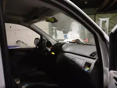 Veículo de Sucata mercedes-benz vito (w639) basic, combi 111 cdi compacto (639.601) do ano 2019 alimentado 646980